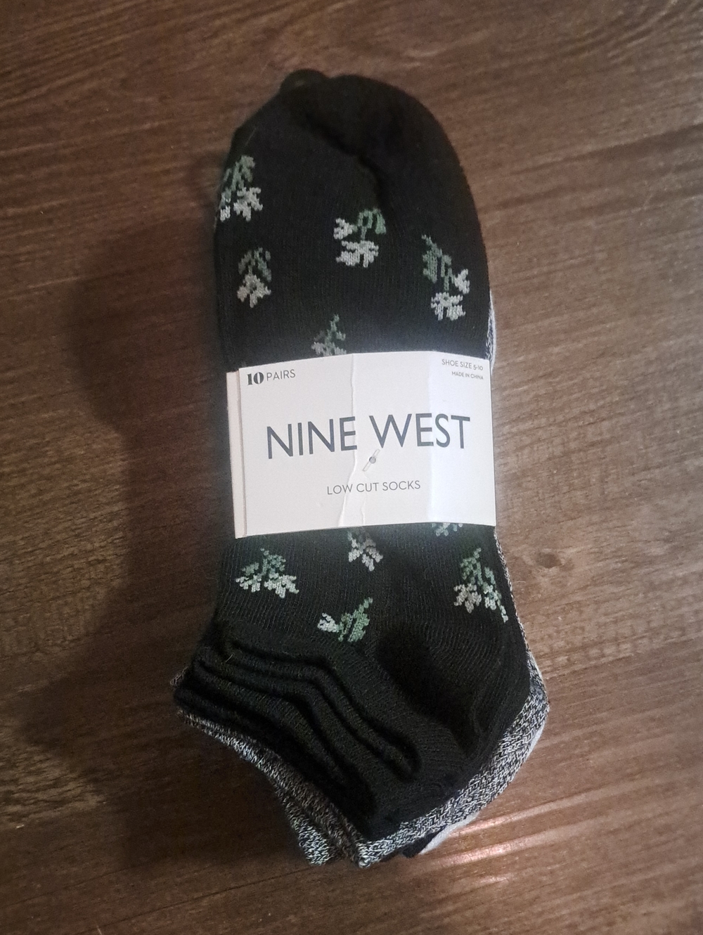 Nine West Black Floral Designer Low Cut Socks Ladies New - Pack of 10